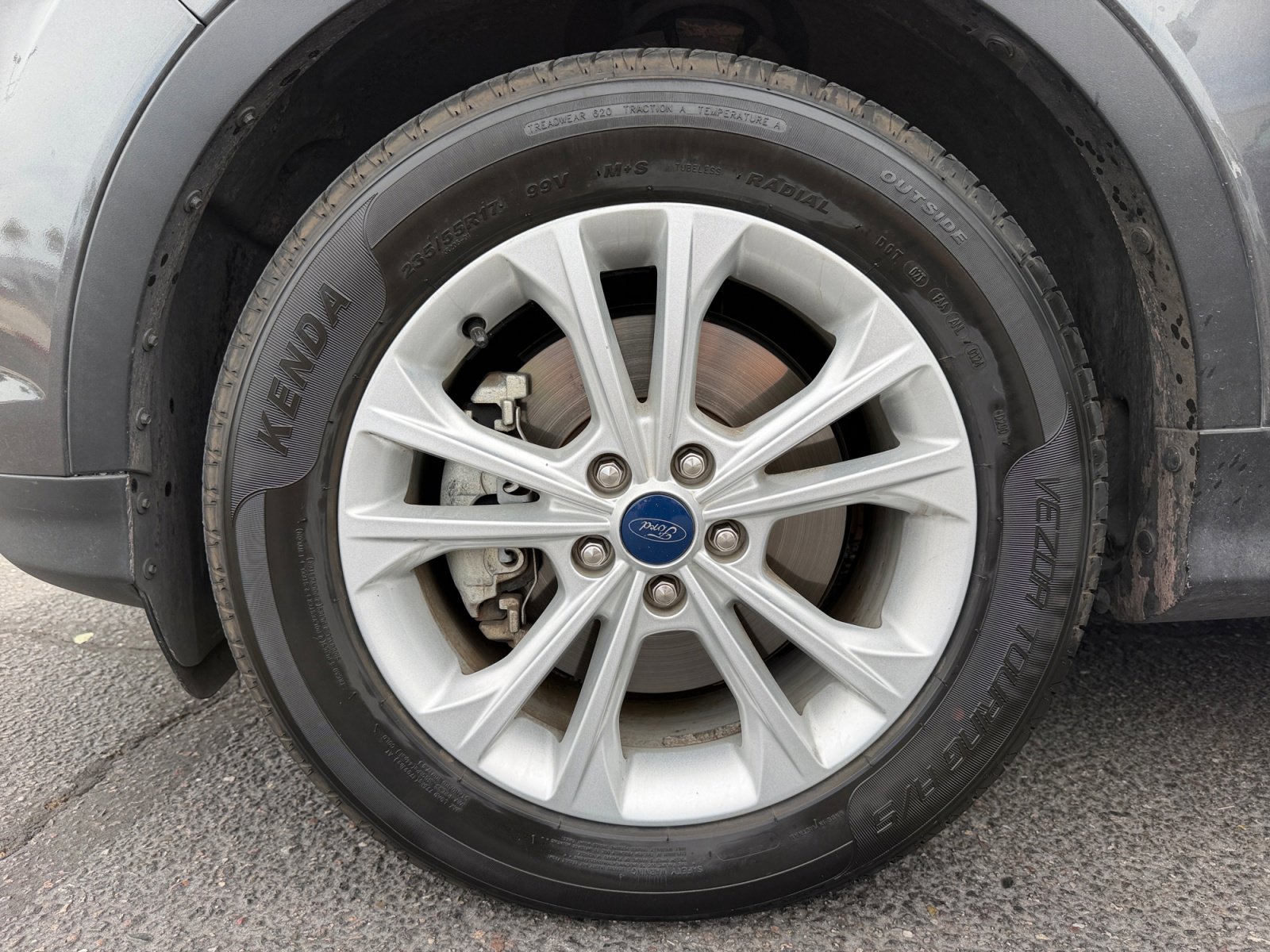 Used 2019 Ford Escape SE FWD image 26