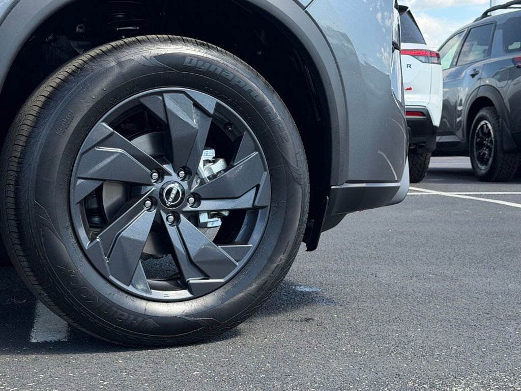 New 2026 Nissan Rogue SV image 36