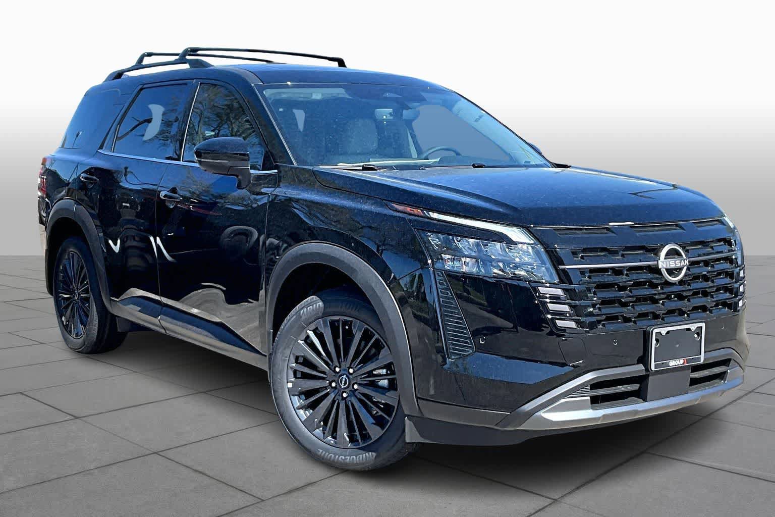 New 2026 Nissan Pathfinder SL w/ SL Premium Package FWD image 2
