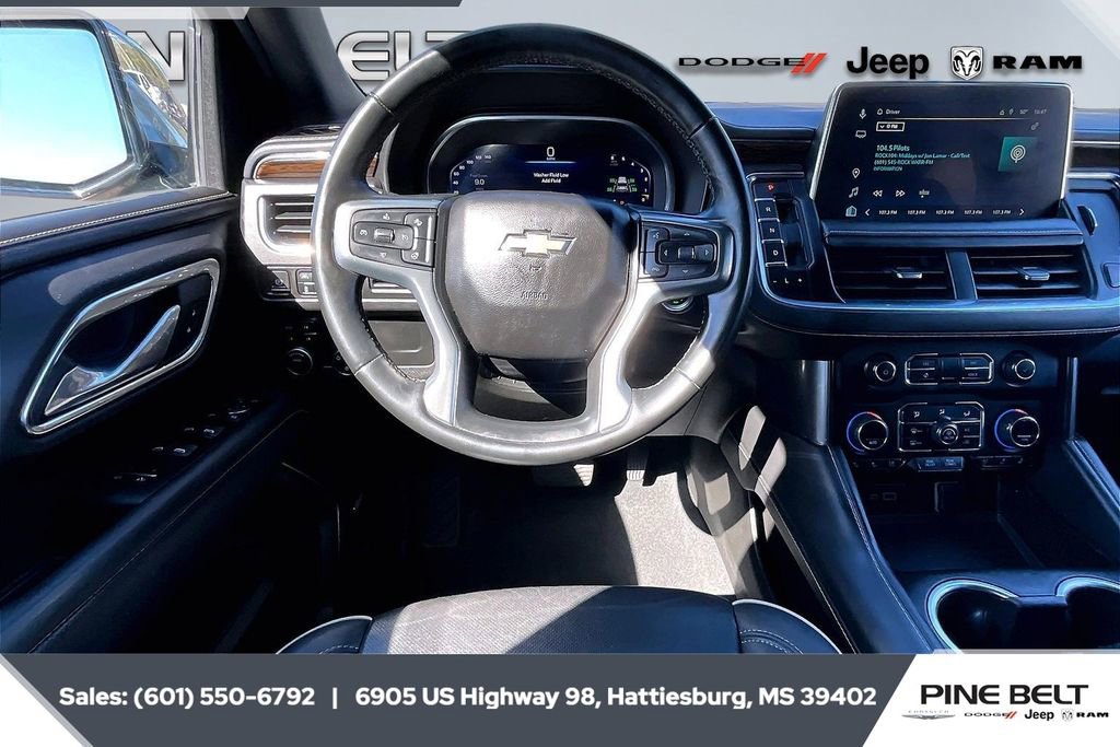 Used 2023 Chevrolet Suburban Premier image 5