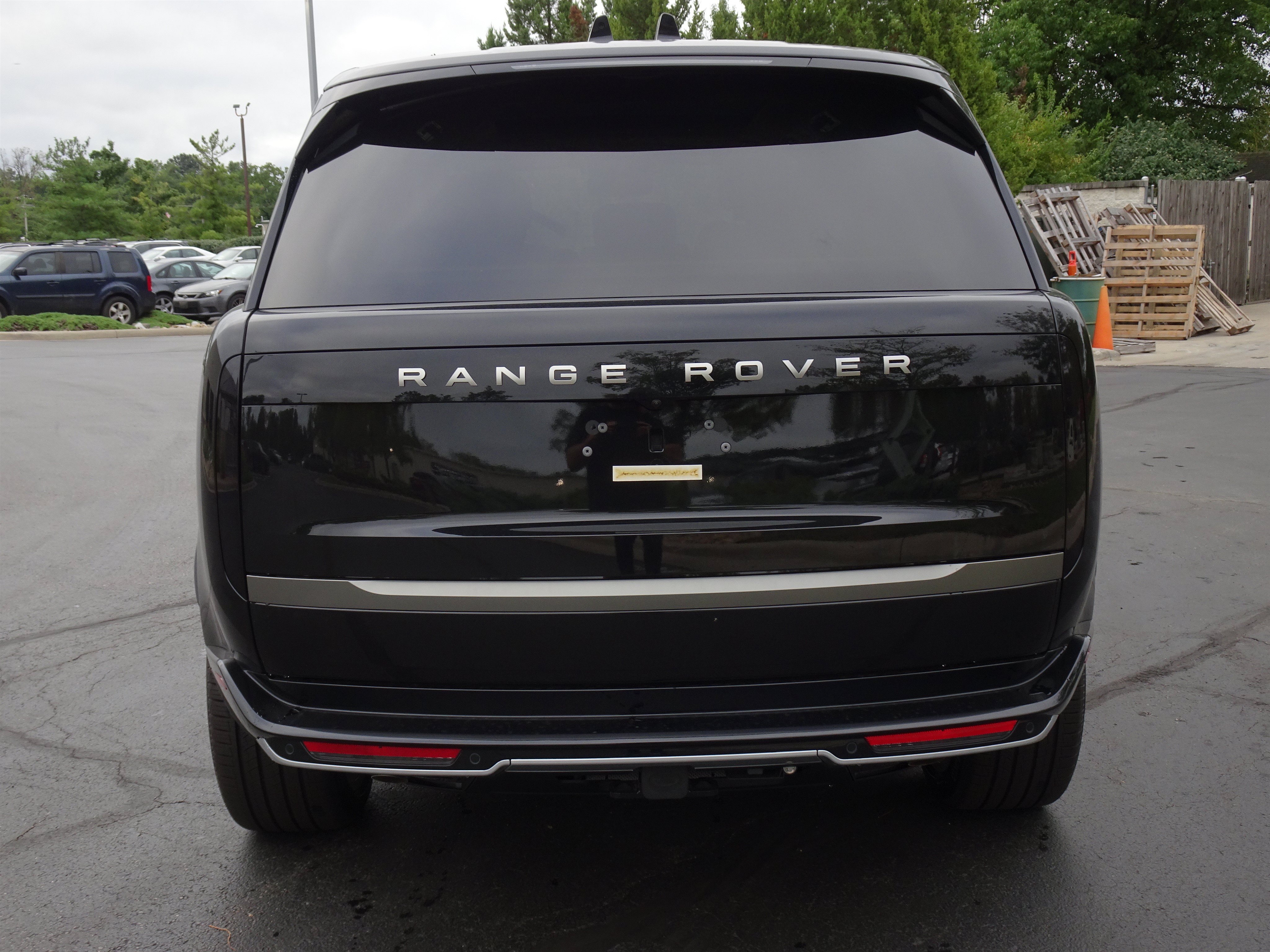 New 2026 Land Rover Range Rover Long Wheelbase SE AWD/4WD image 5