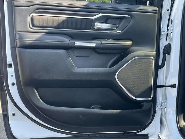 Used 2022 RAM 1500 Laramie AWD/4WD image 17