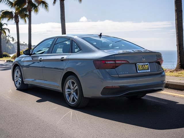 Used 2024 Volkswagen Jetta SE FWD image 7