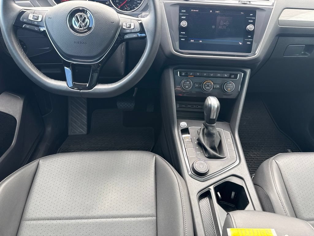 Used 2020 Volkswagen Tiguan SE AWD/4WD image 26