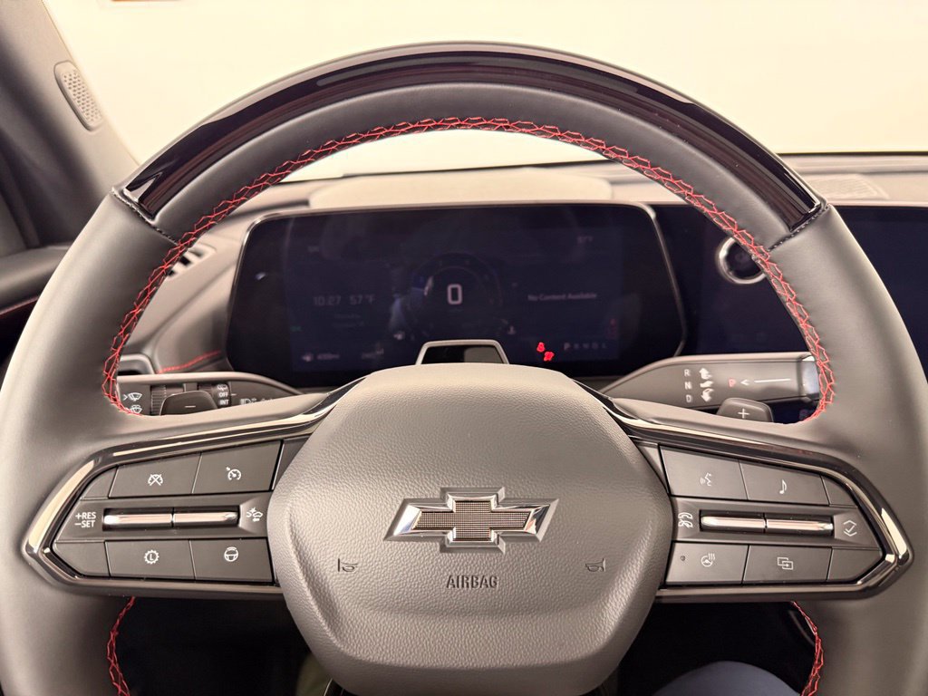 New 2026 Chevrolet Traverse RS w/ LPO, Floor Liner Package AWD/4WD image 38