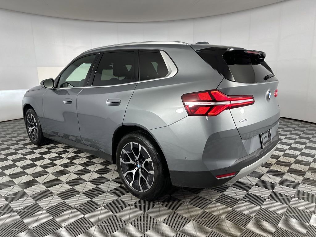Used 2025 BMW X3 xDrive30i w/ Convenience Package image 21