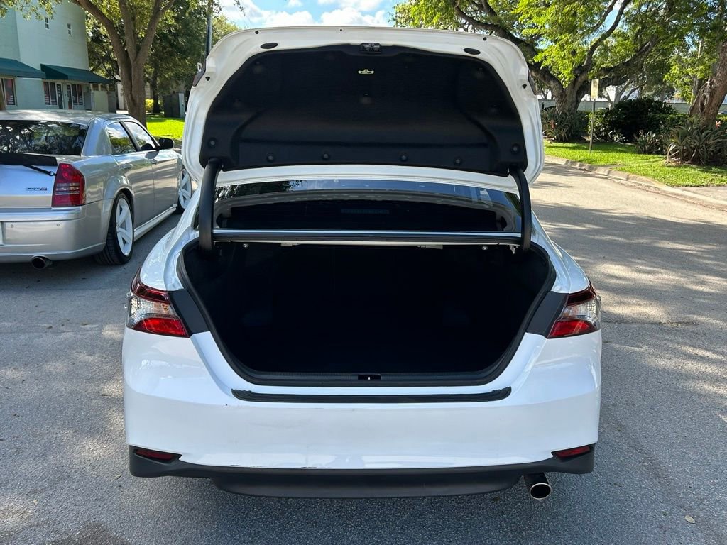 Used 2023 Toyota Camry LE image 37