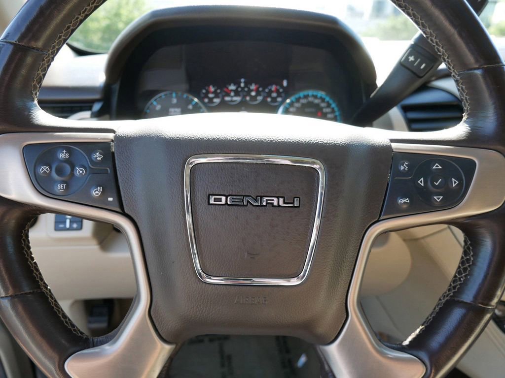 Used 2018 GMC Yukon Denali w/ Denali Ultimate Package AWD/4WD image 20