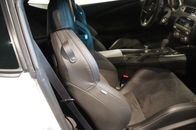 Used 2014 Chevrolet Camaro Z/28 RWD image 61