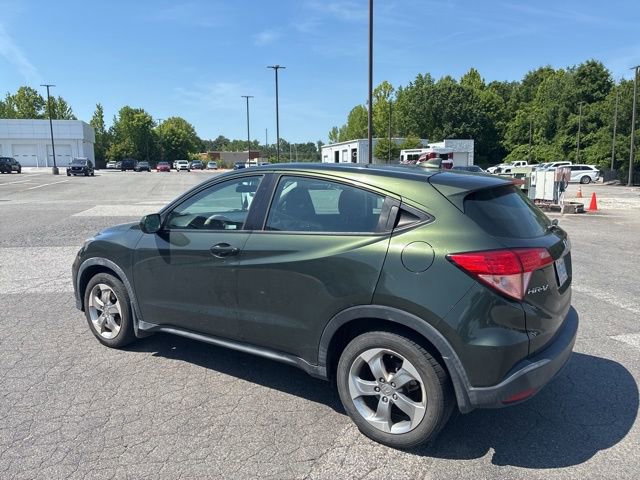 Used 2018 Honda HR-V LX image 7