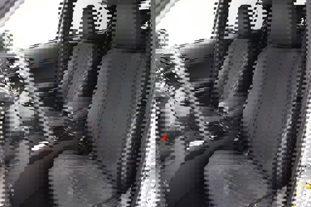 Used 2025 Mitsubishi Eclipse Cross SE image 15