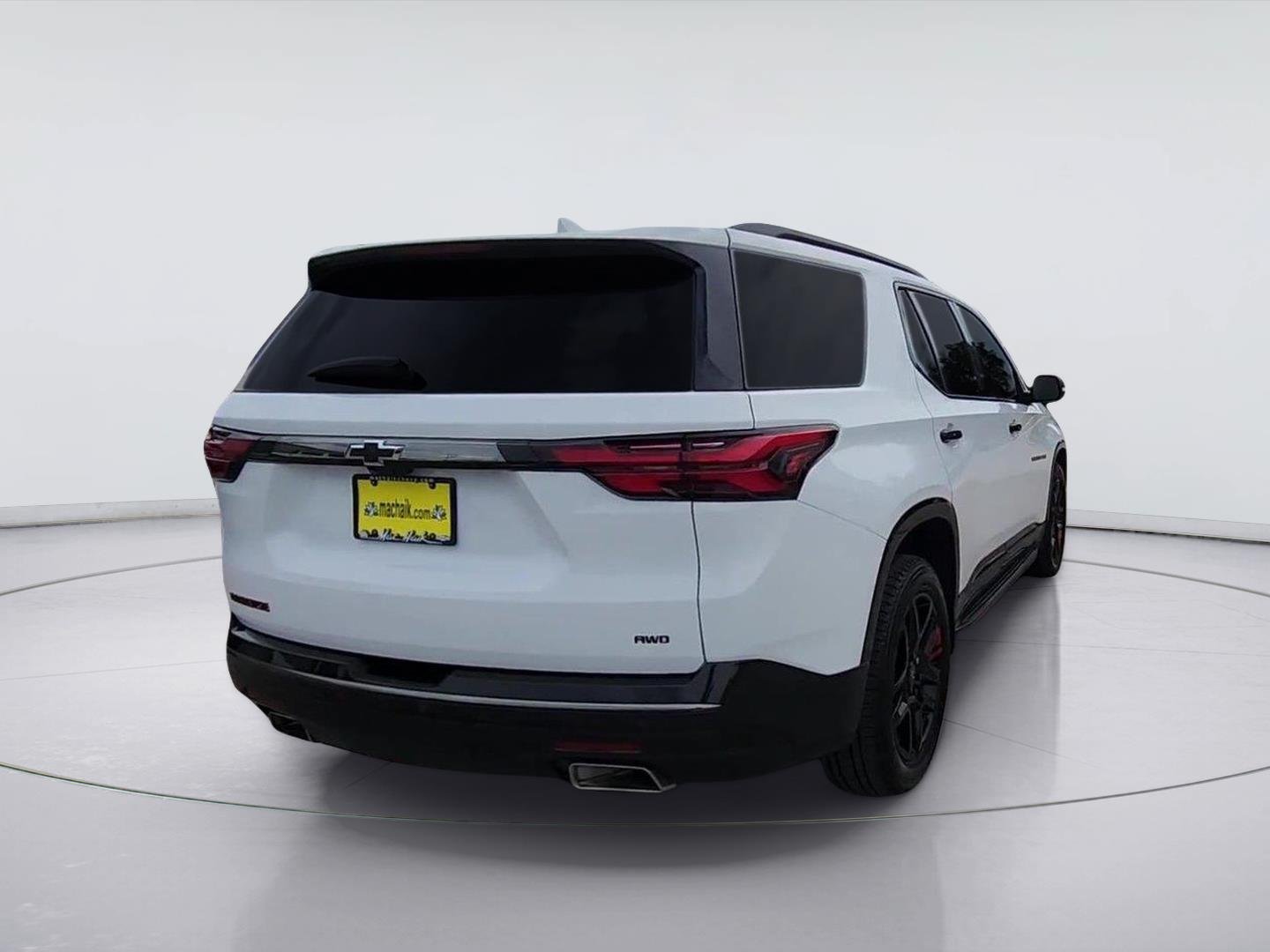 Certified 2022 Chevrolet Traverse Premier w/ Redline Edition AWD/4WD image 8