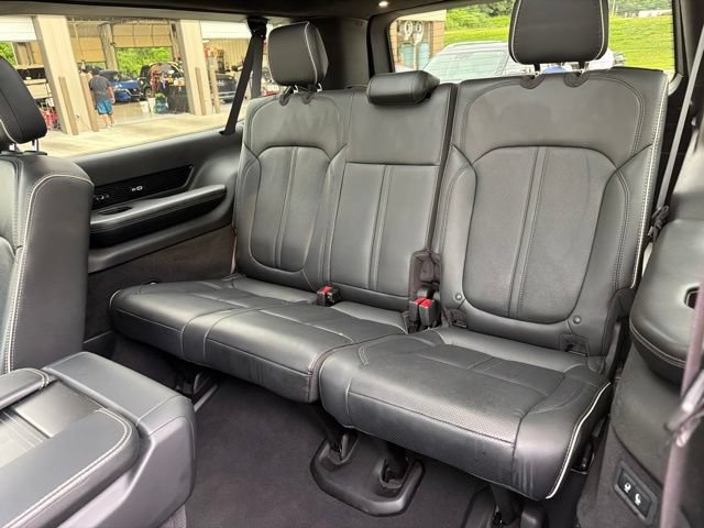 Used 2024 Jeep Grand Wagoneer L Series II w/ Quick Order Packagew 28T AWD/4WD image 34