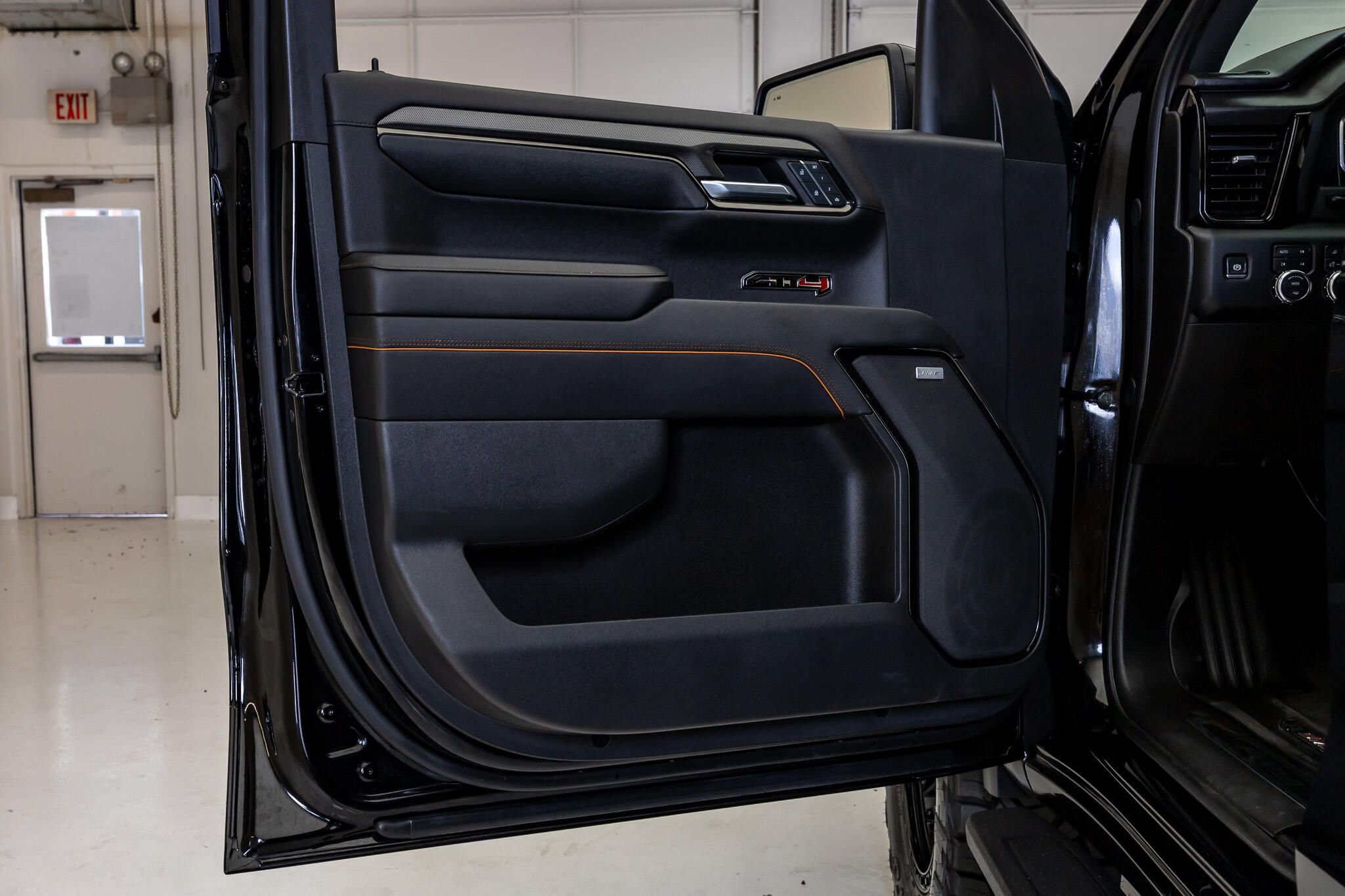 Used 2024 GMC Sierra 1500 AT4 w/ Technology Package AWD/4WD image 37