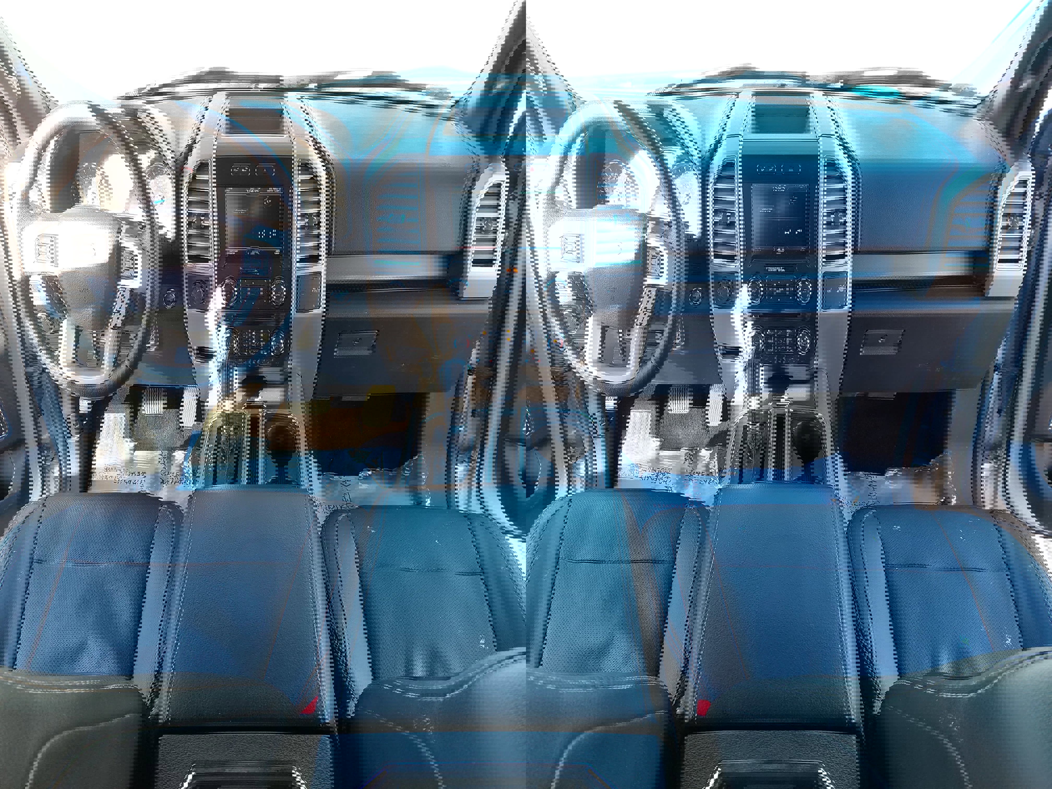 Used 2015 Ford F150 Lariat image 9