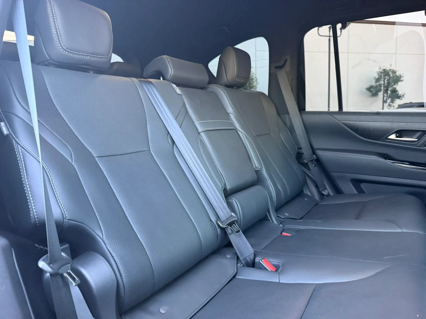 Used 2026 Lexus LX 700h Luxury w/ Accessory Package (Z1) AWD/4WD image 21