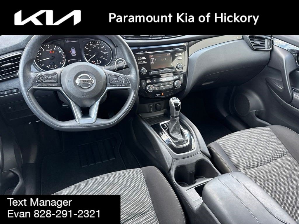 Used 2017 Nissan Rogue Sport SV FWD image 16