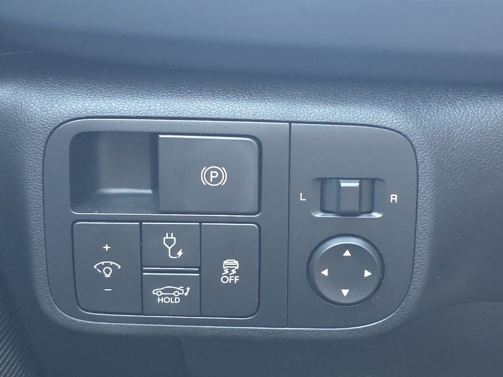 Certified 2025 Hyundai Ioniq 6 SEL image 26