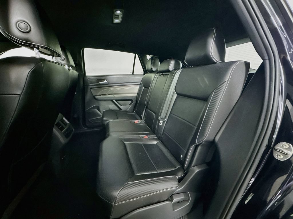Used 2022 Volkswagen Atlas Cross Sport SE AWD/4WD image 25