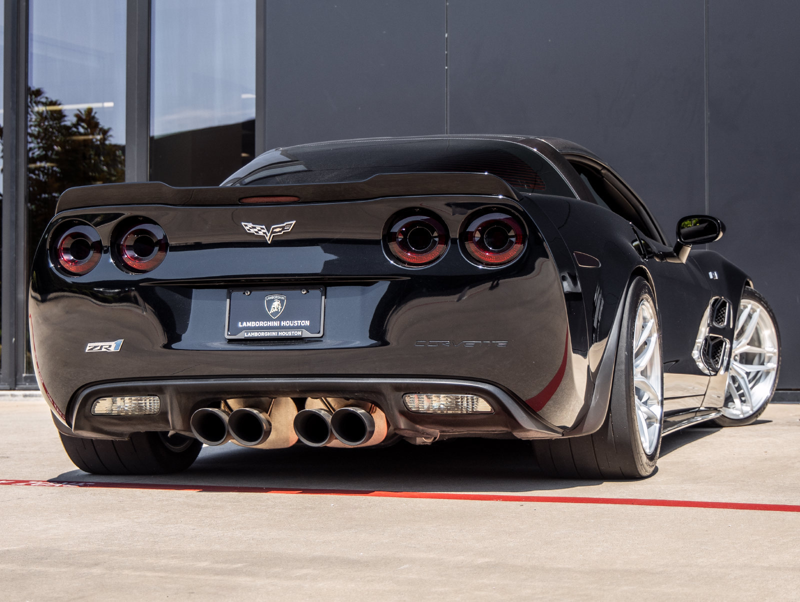 Used 2009 Chevrolet Corvette ZR1 w/ Preferred Equipment Group RWD image 8