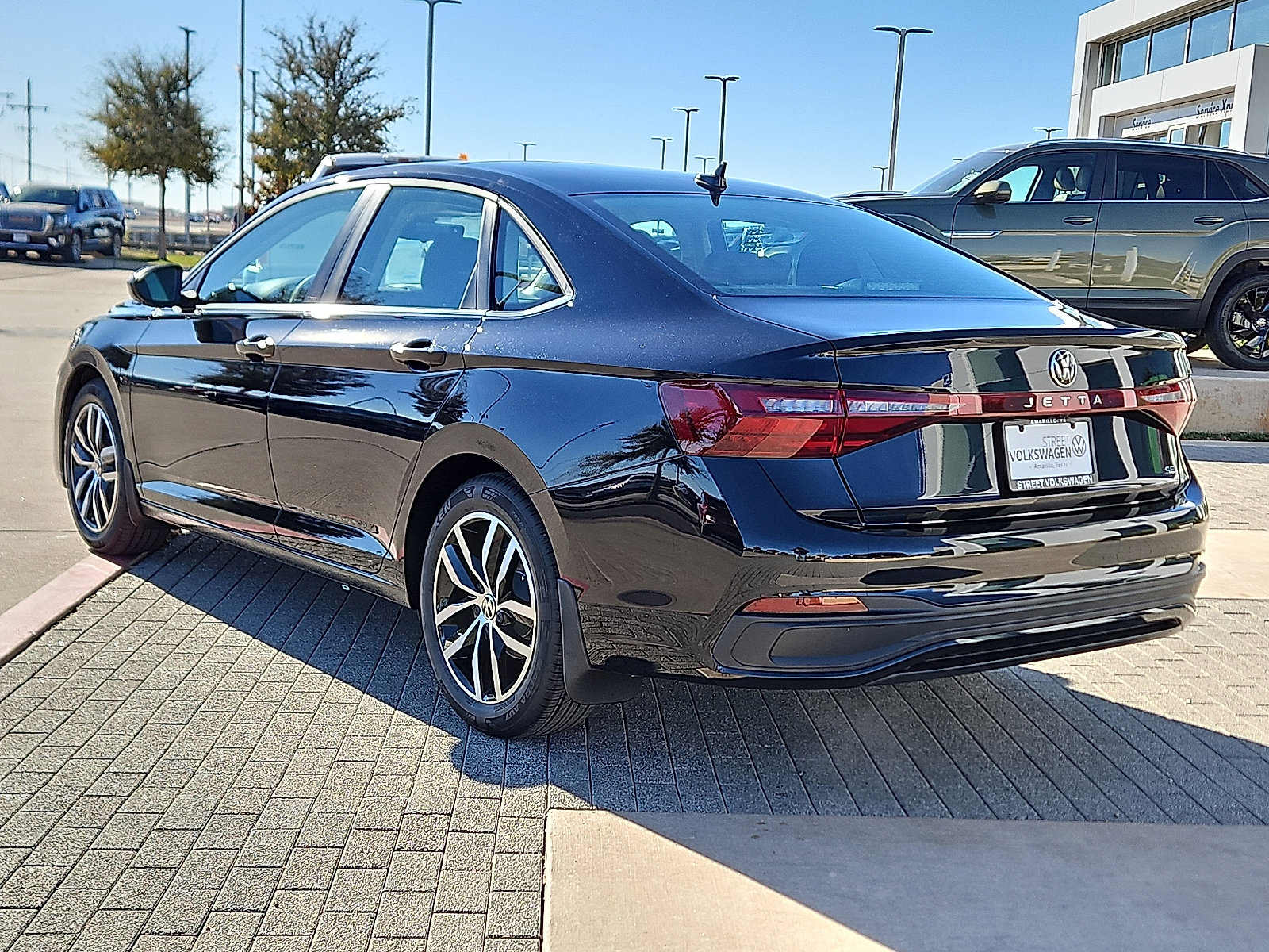 New 2026 Volkswagen Jetta SE image 2