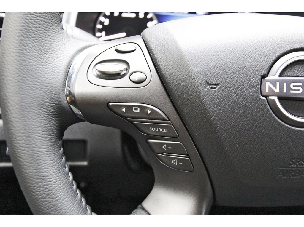 Used 2024 Nissan Murano SV FWD image 17