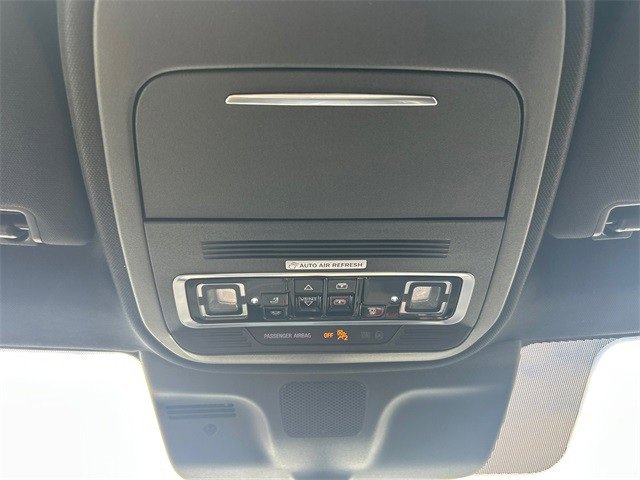 New 2025 Lincoln Navigator L Reserve w/ Jet Appearance Package image 38