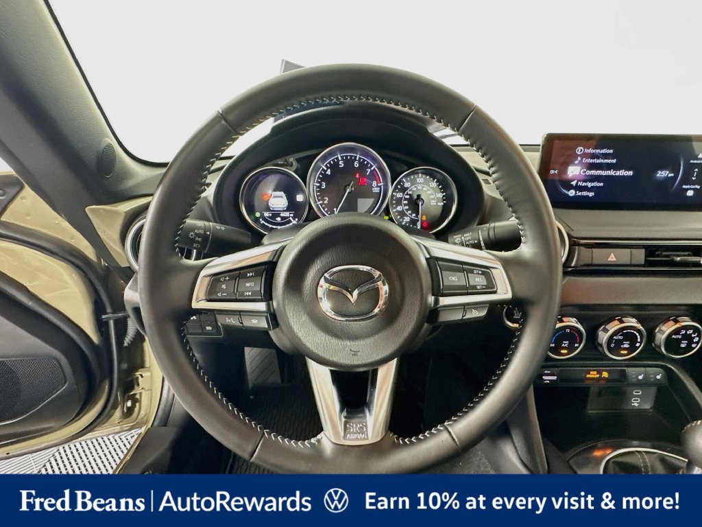Used 2024 MAZDA MX-5 Miata RF Grand Touring RWD image 15