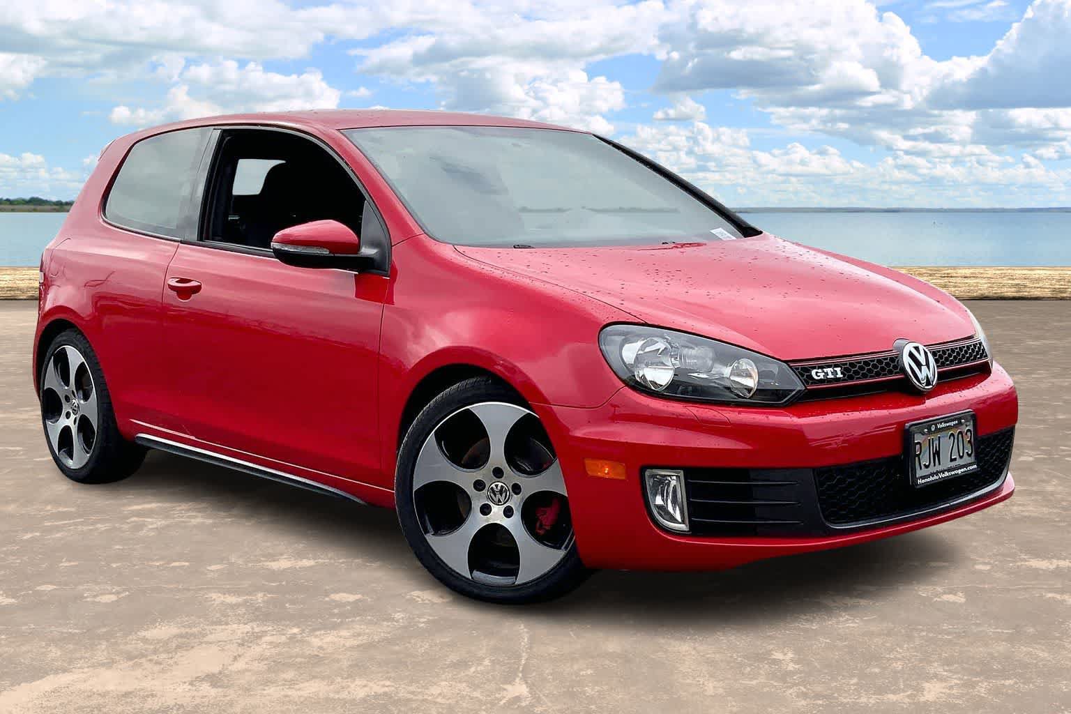 Used 2011 Volkswagen GTI 2-Door FWD image 20