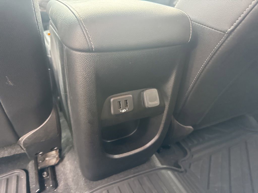 Used 2021 Chevrolet Colorado ZR2 w/ ZR2 Midnight Special Edition image 24