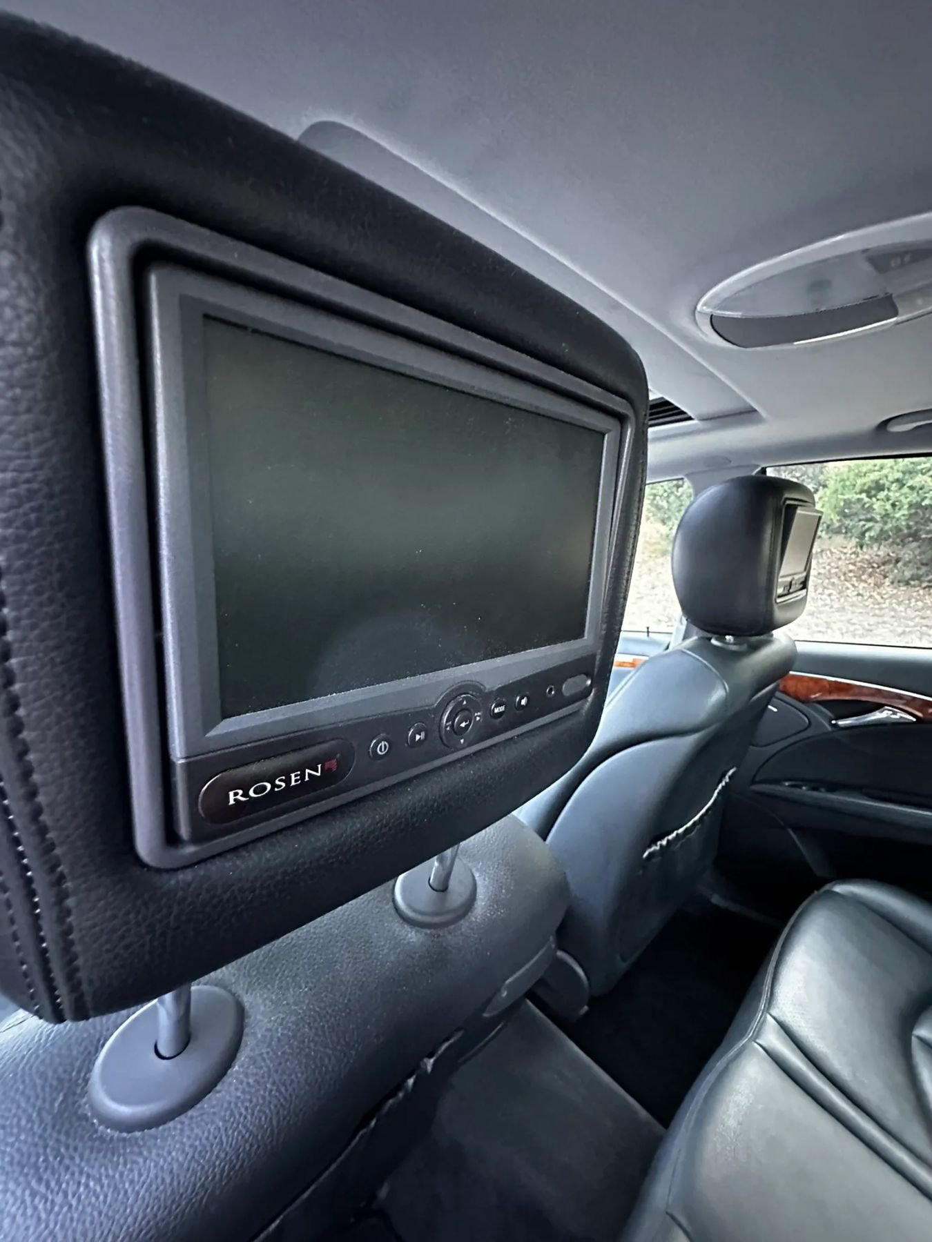 Used 2005 Mercedes-Benz E 320 Sedan image 22