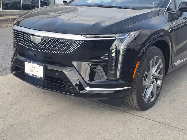 New 2026 Cadillac Optiq Luxury 1 RWD image 10