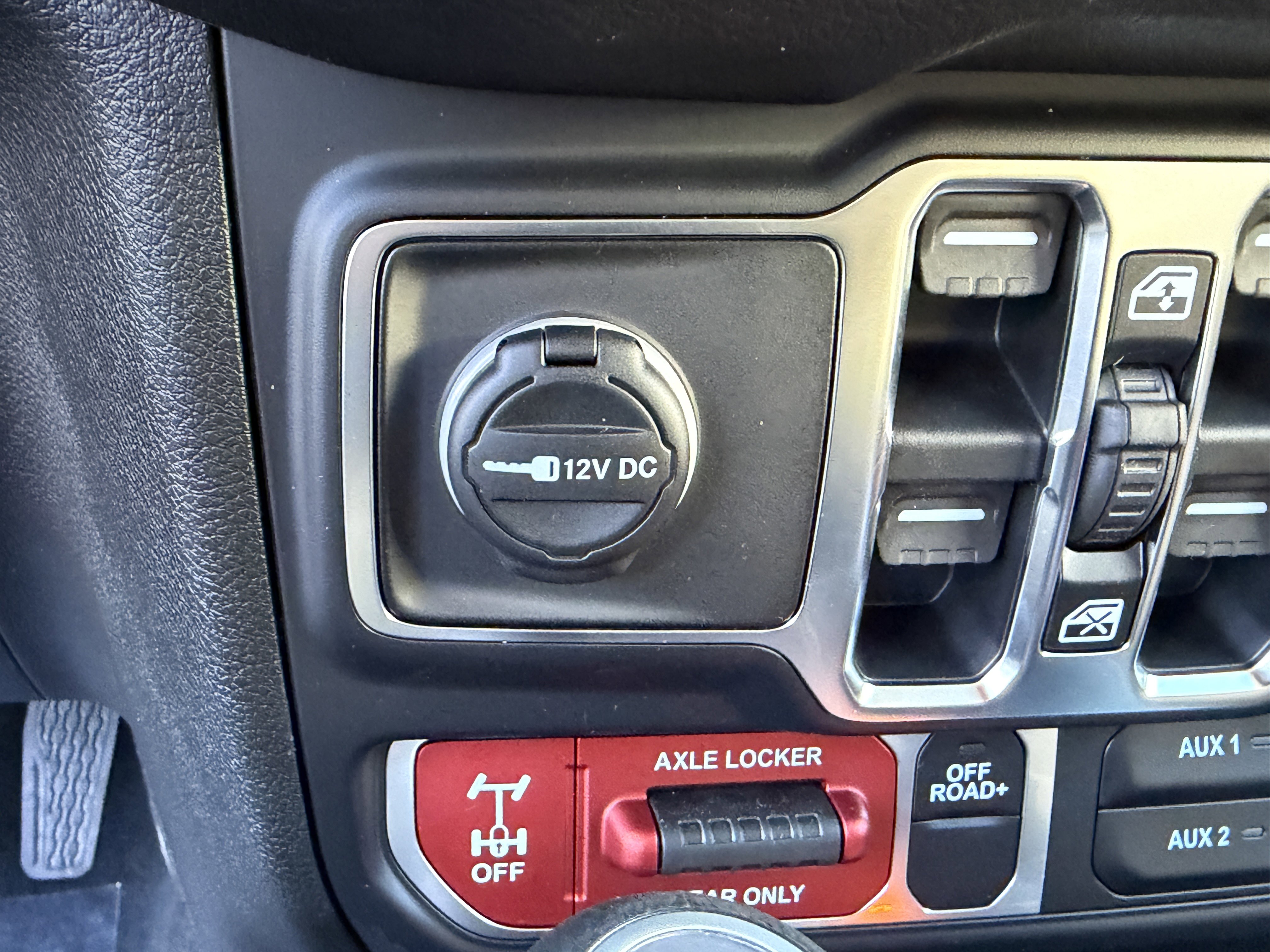 New 2026 Jeep Gladiator Sport image 26