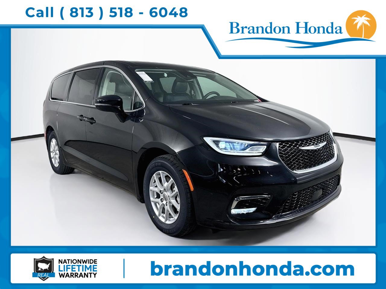Used 2024 Chrysler Pacifica Touring-L