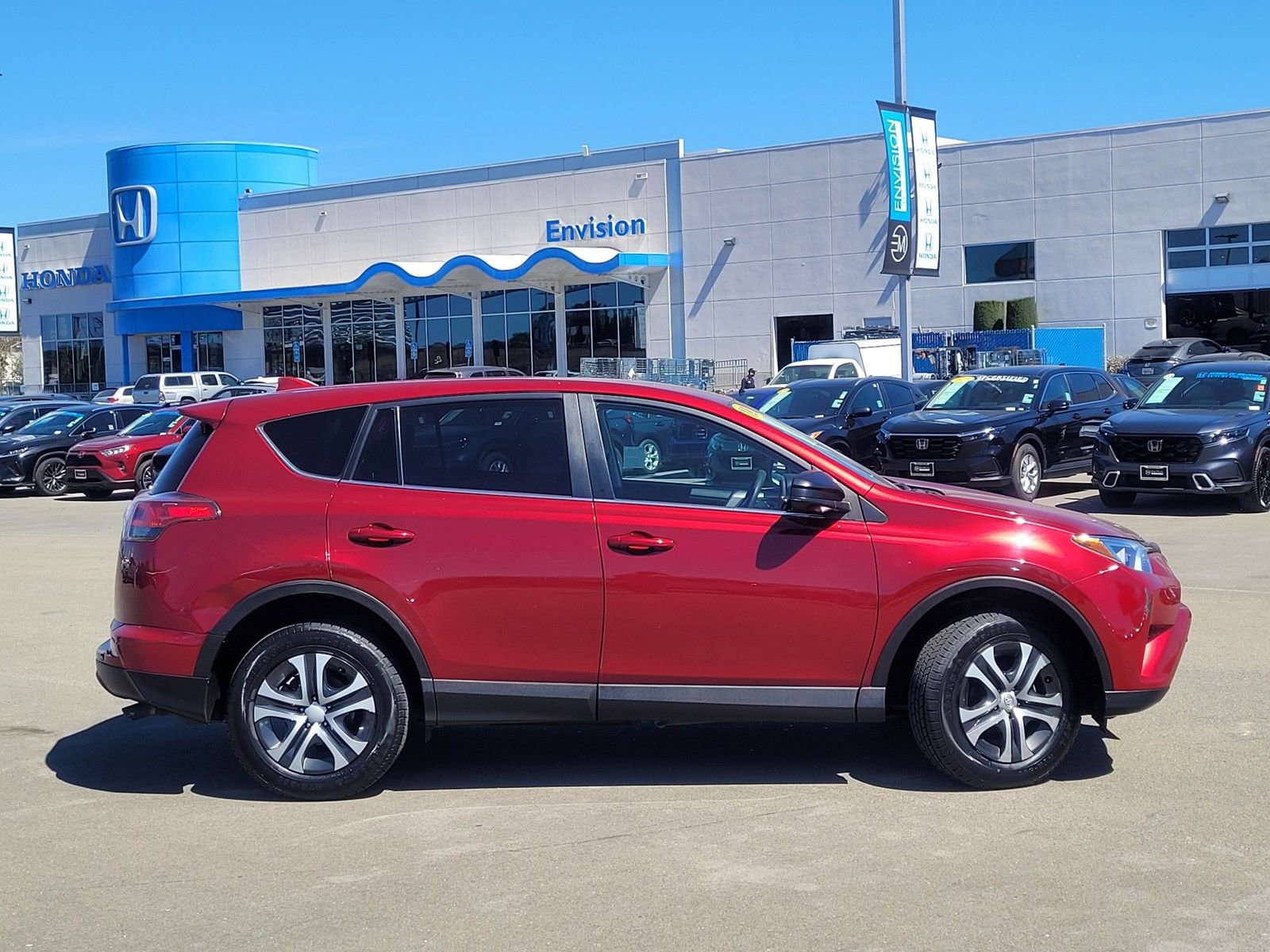 Used 2018 Toyota RAV4 LE w/ All Weather Liner Package AWD/4WD image 3
