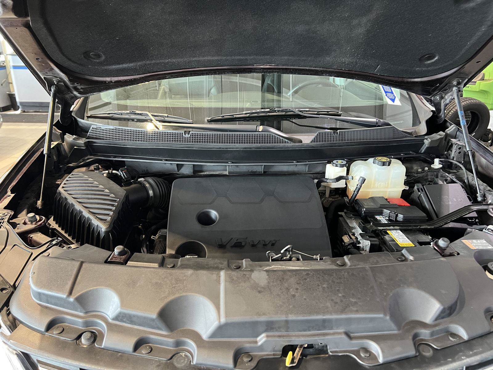 Used 2021 Chevrolet Traverse LT AWD/4WD image 31