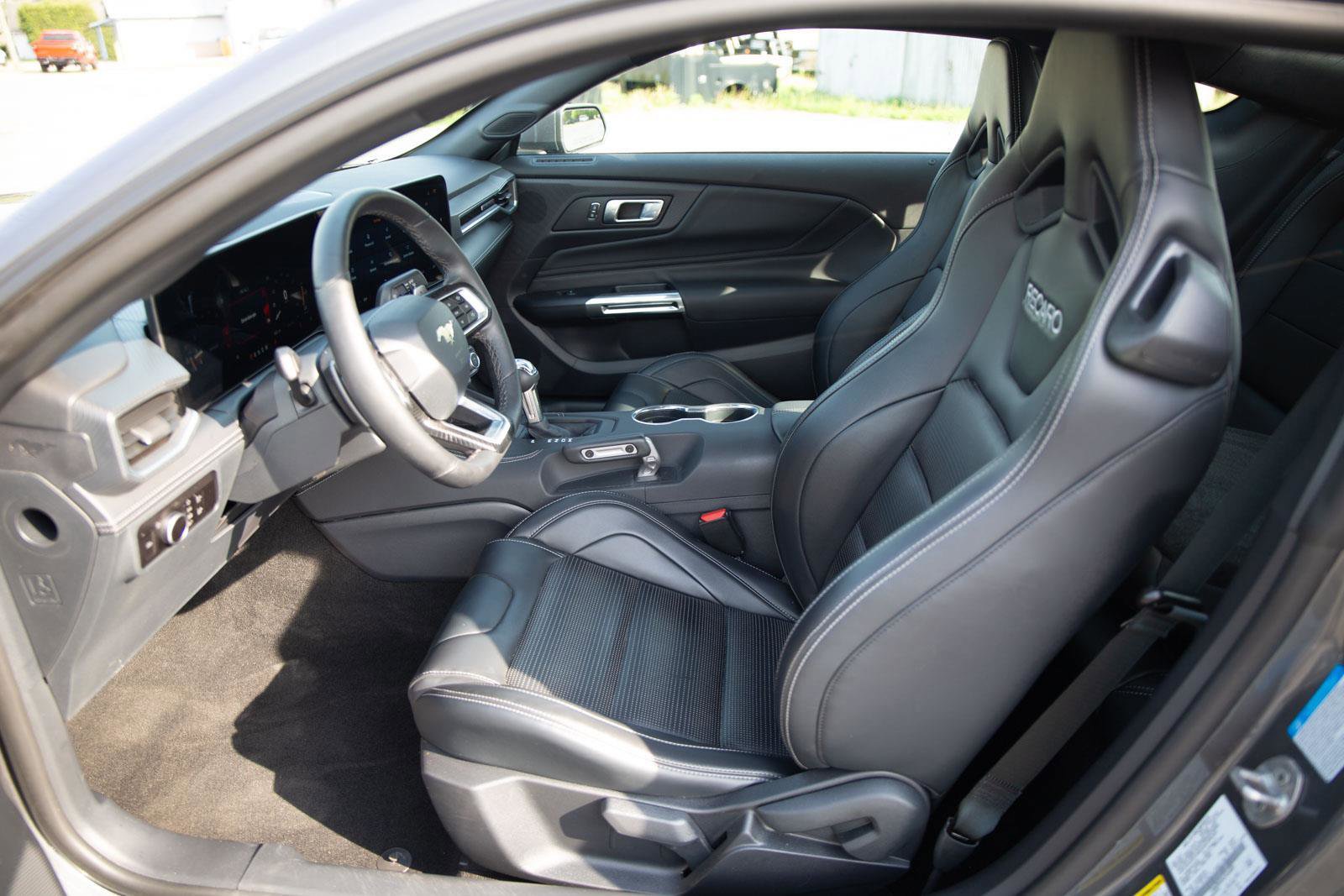 Used 2025 Ford Mustang GT Premium w/ GT Performance Package RWD image 20