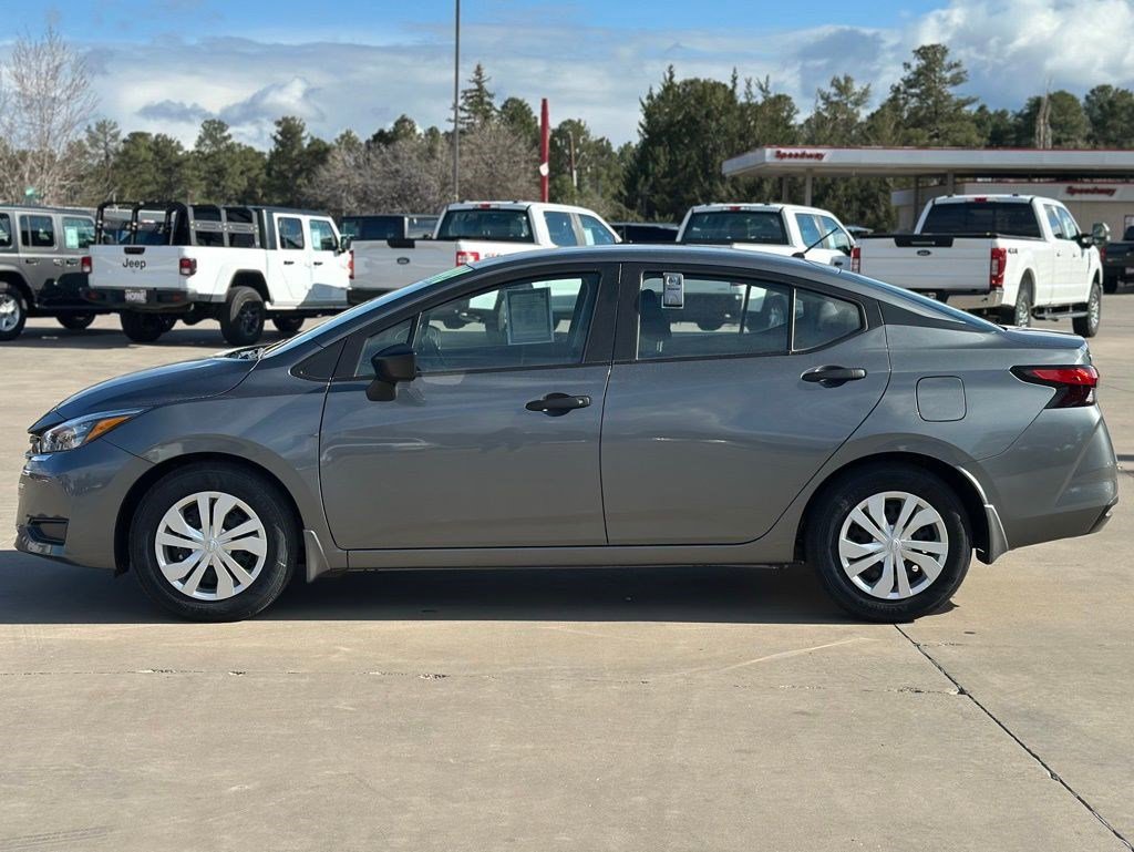 Used 2025 Nissan Versa S w/ Trunk Package image 7