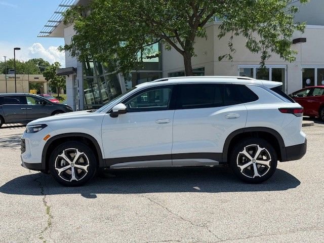 New 2025 Volkswagen Tiguan SE image 8