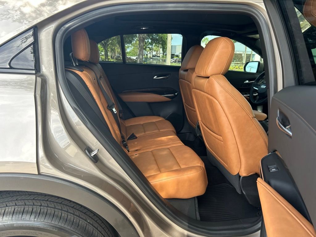 Used 2023 Cadillac XT4 Sport FWD image 54