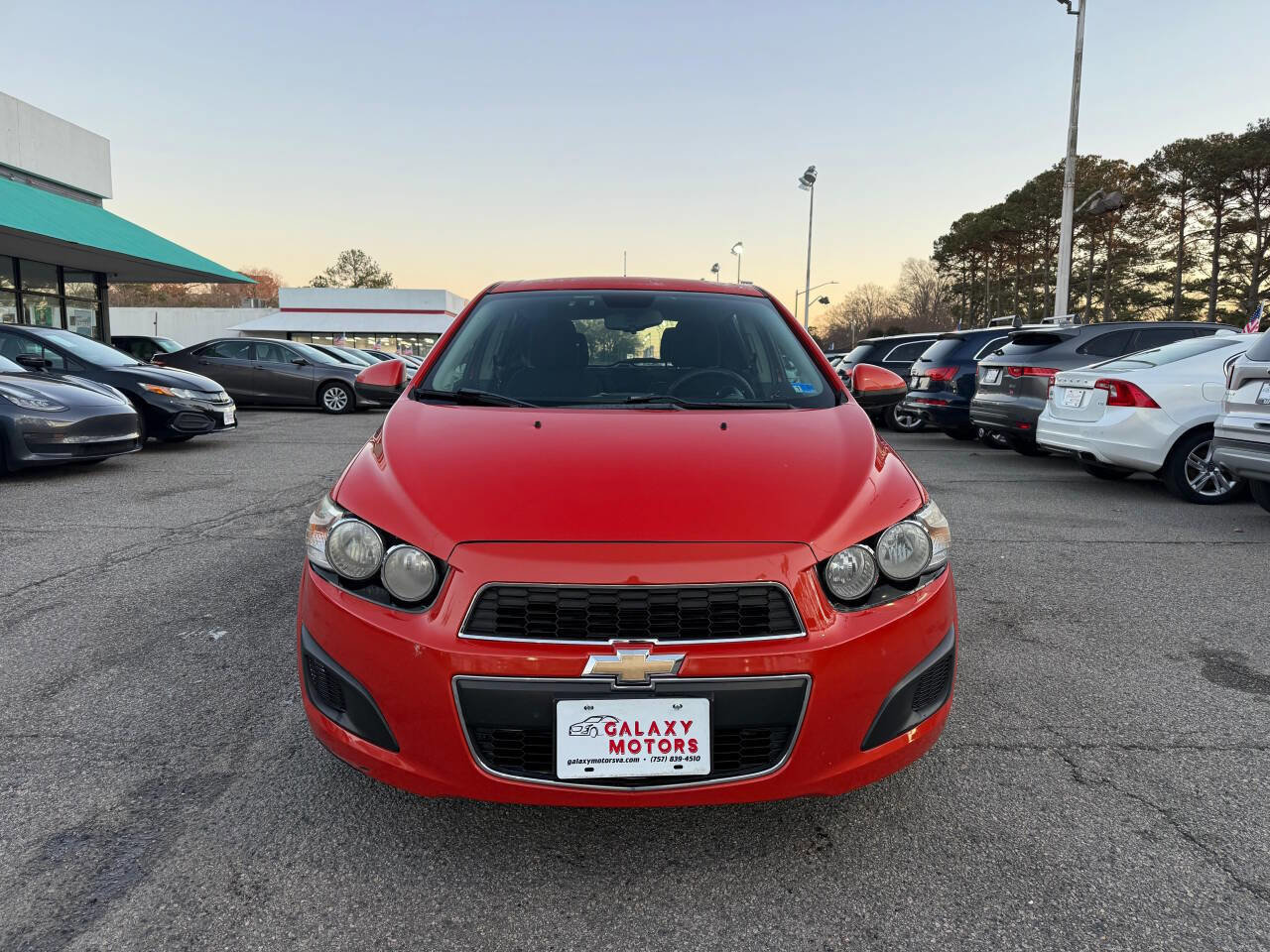 Used 2012 Chevrolet Sonic LT FWD image 2