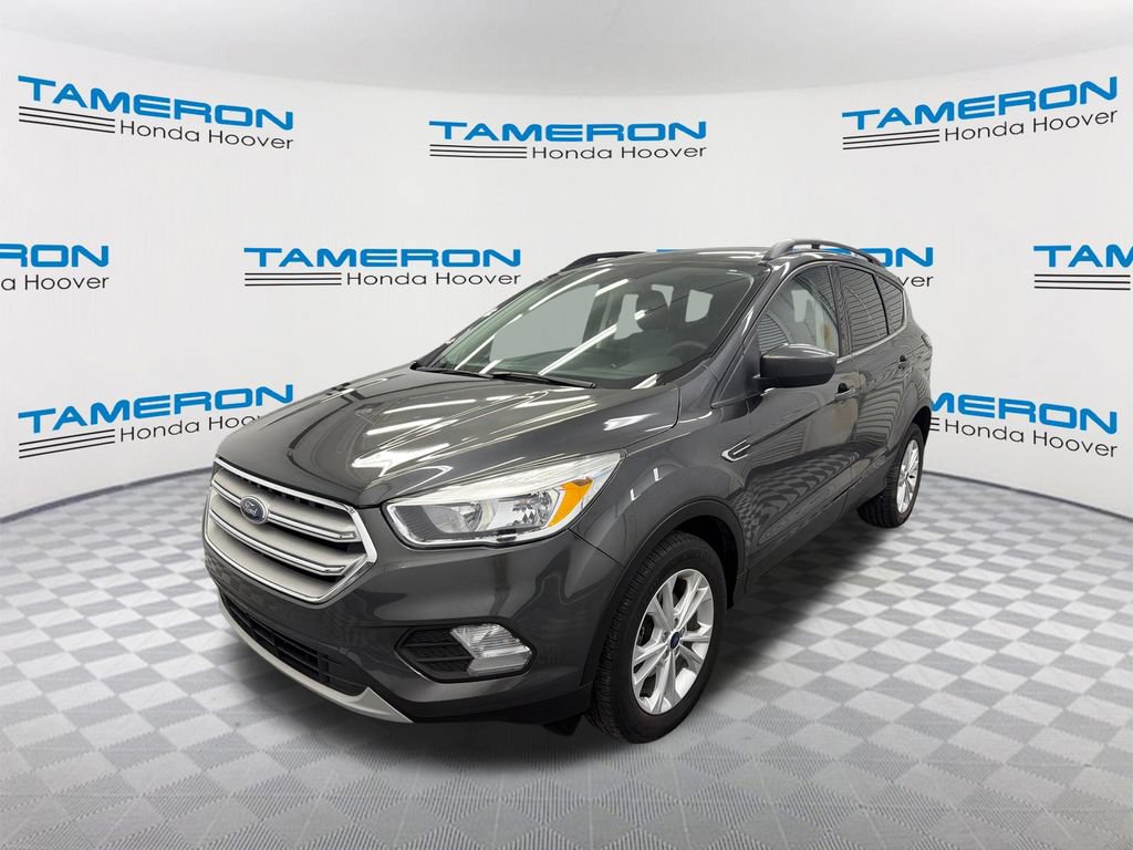 Used 2018 Ford Escape SE w/ SE Sync 3 Package