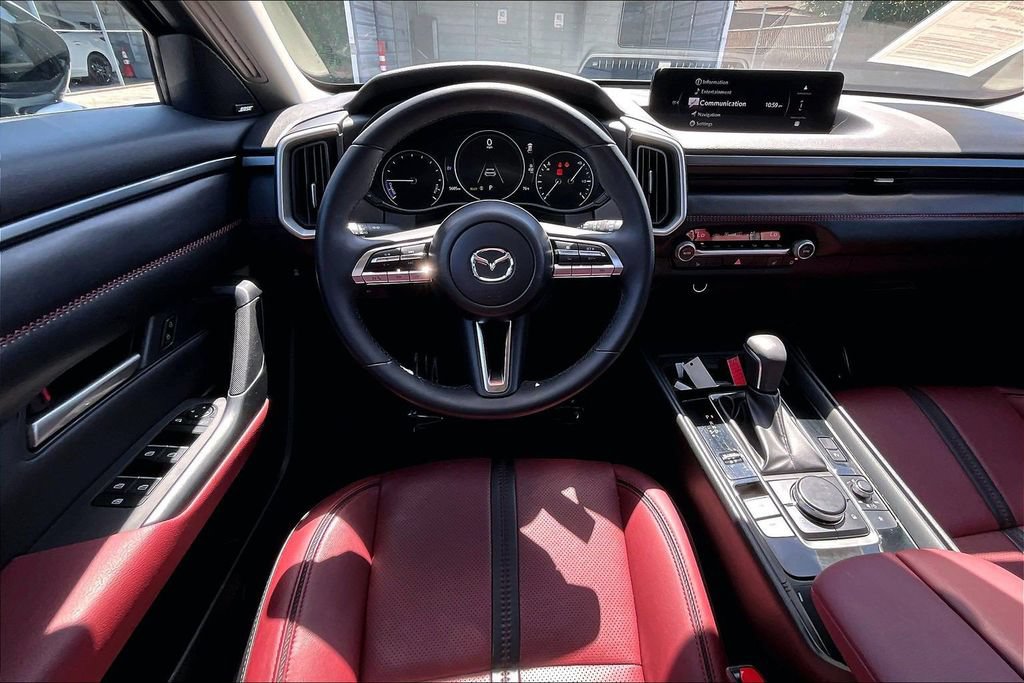Certified 2025 MAZDA CX-50 AWD 2.5 Hybrid w/ Premium Pkg image 5