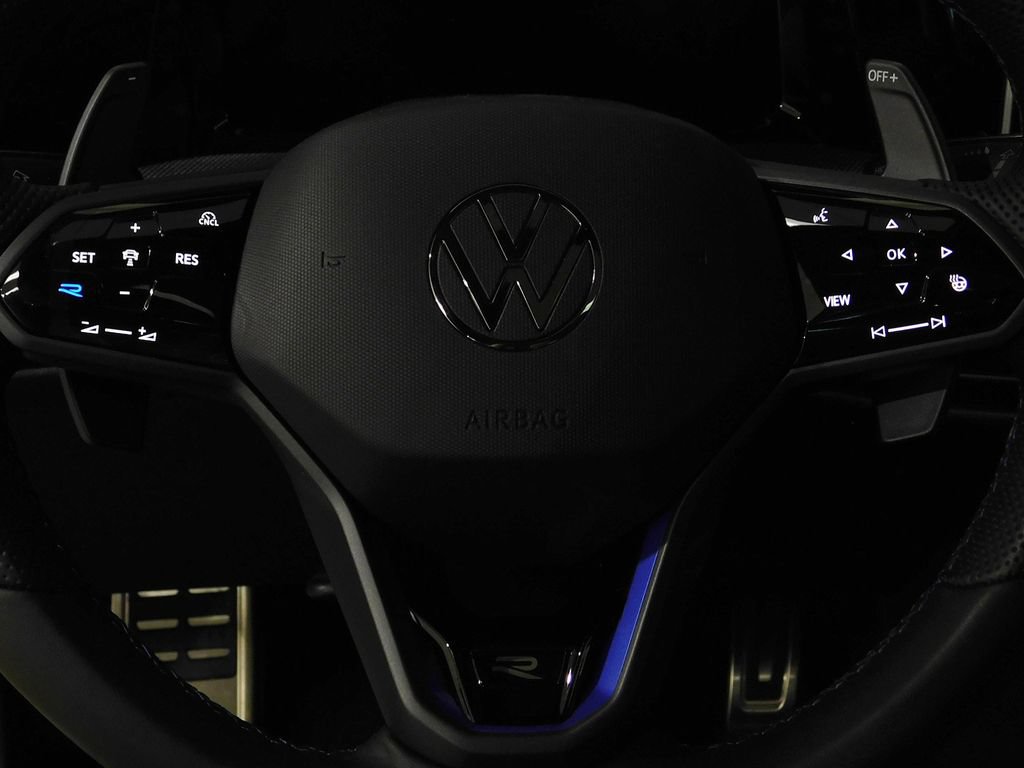 Used 2026 Volkswagen Golf AWD/4WD image 34
