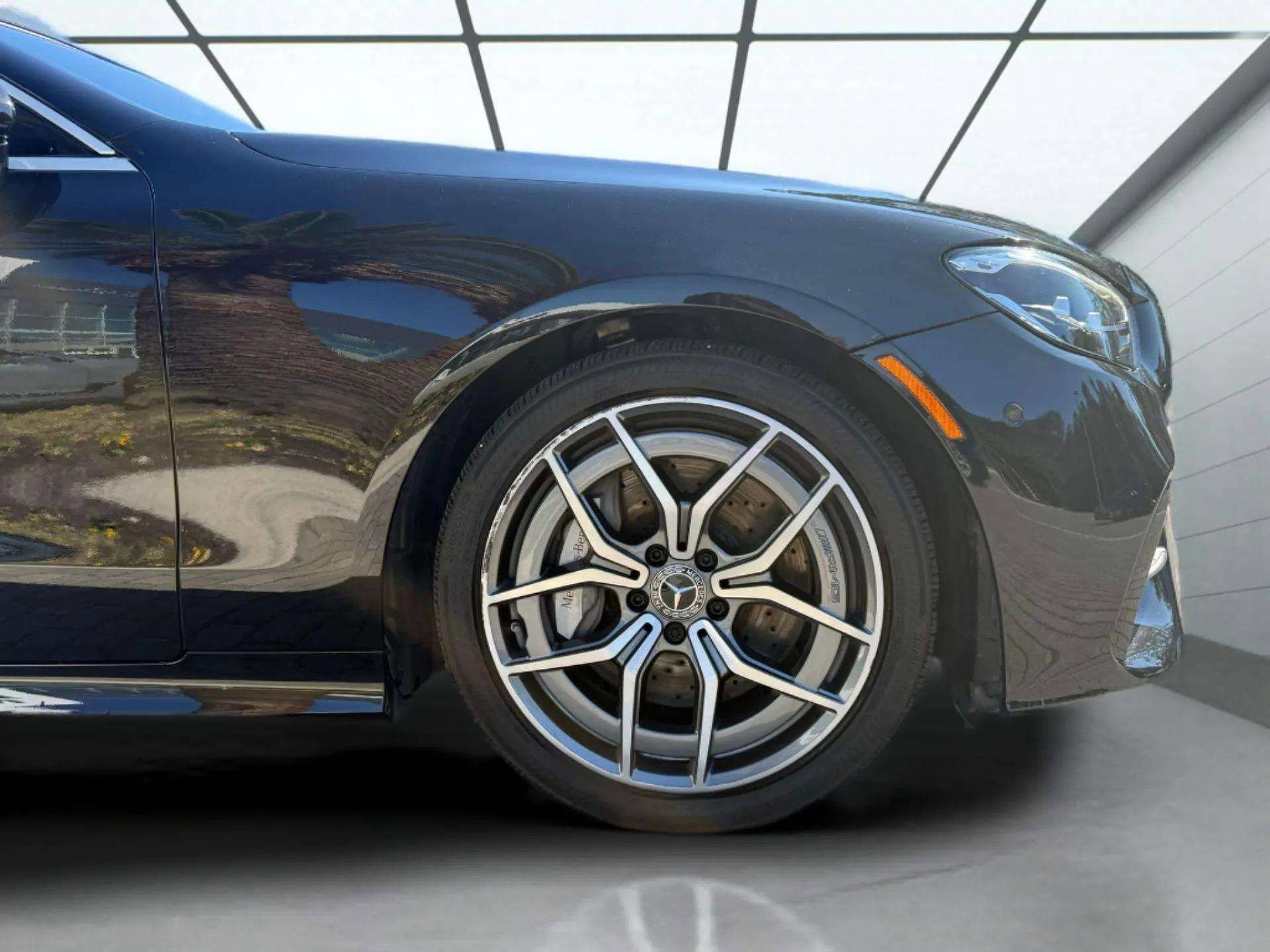 Used 2023 Mercedes-Benz E 450 Cabriolet w/ AMG Line image 6