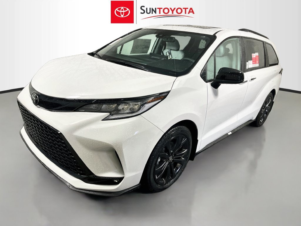 New 2026 Toyota Sienna XSE FWD image 7