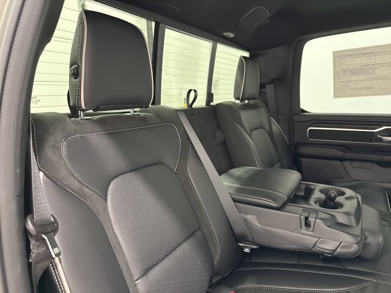 New 2026 RAM 1500 Laramie AWD/4WD image 11