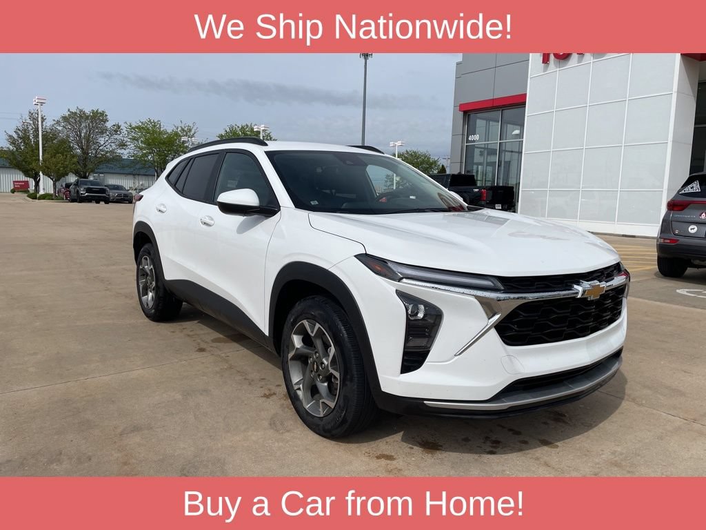 Used 2025 Chevrolet Trax LT w/ LT Convenience Package