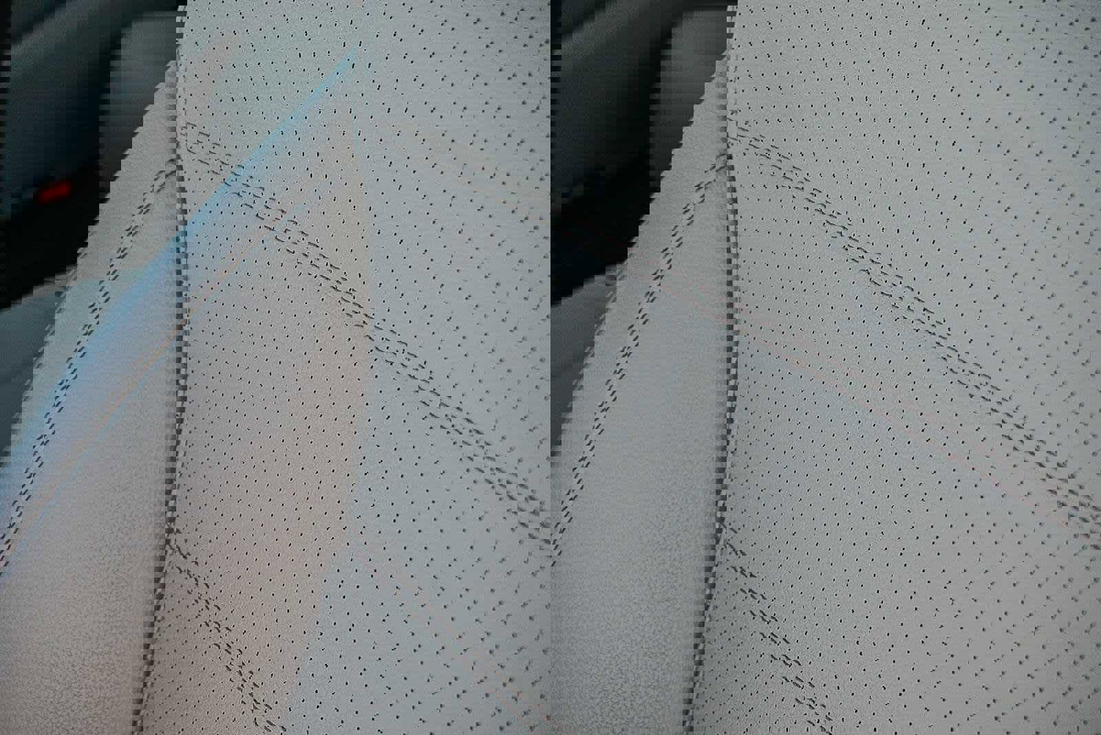 Used 2022 Mercedes-Benz C 300 Sedan image 25