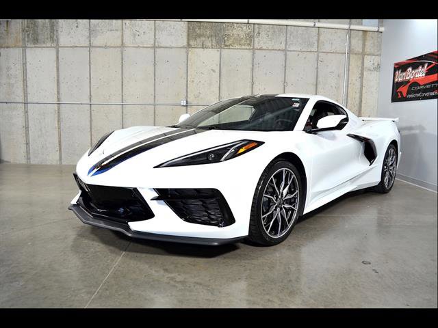 Used 2025 Chevrolet Corvette Stingray Preferred Cpe w/ Z51 Performance Package RWD image 4